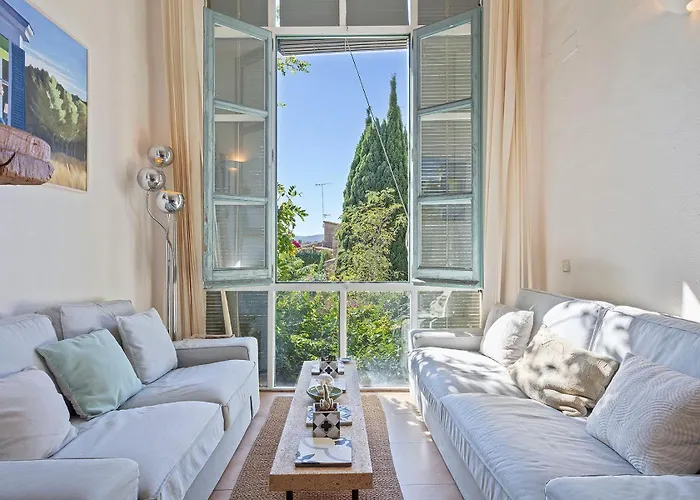 Encantadora Casa En *