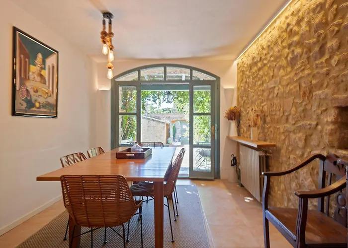 Encantadora Casa En Villa Peratallada