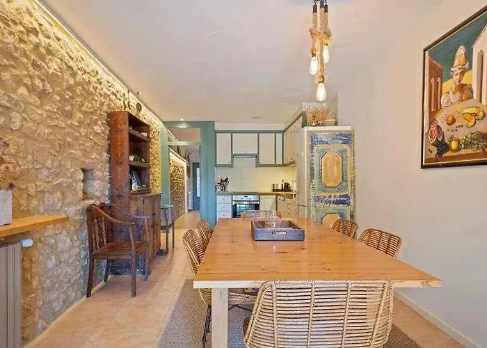 Villa Encantadora Casa En