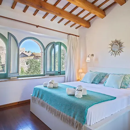 ¡vistas Al Castillo Casa Con Piscina En El Centro *