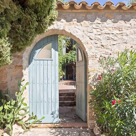 ¡vistas Al Castillo Casa Con Piscina En El Centro Casa de vacances Peratallada